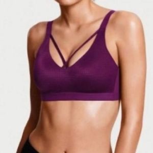 Victoria’s Secret Sport Sport Bra 32C